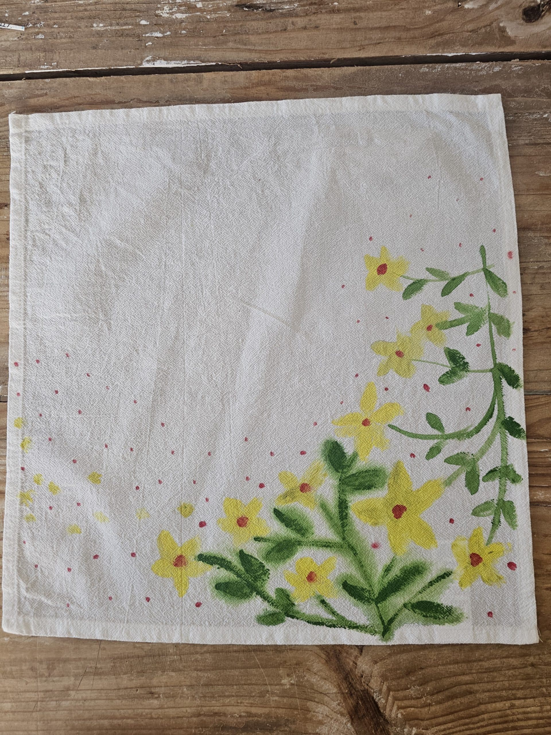 Set de 2 Servilletas de Algodón 100% Pintadas a Mano – Diseño Jazmín (40x40 cm) · 04