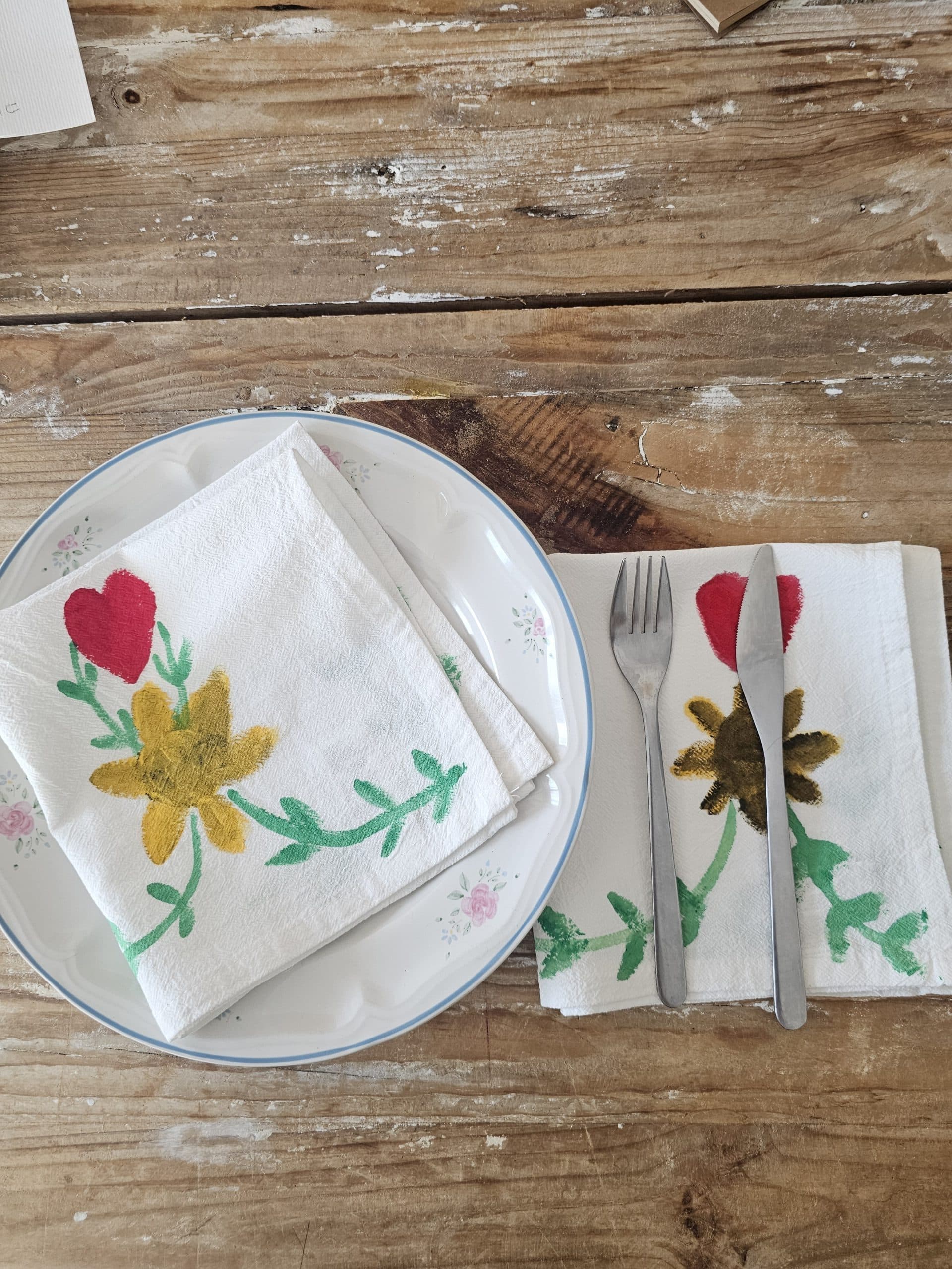 Set de 2 Servilletas de Algodón 100% Pintadas a Mano – Estrella de luz (40x40 cm)